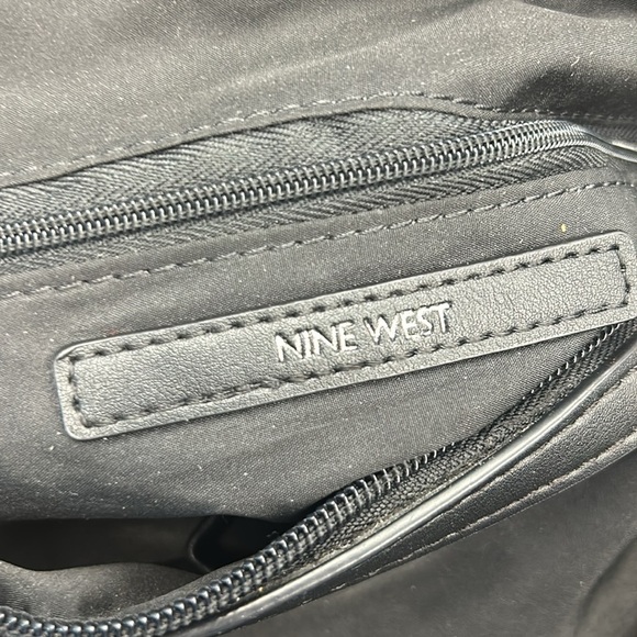 Nine West black leather purse - Picture 8 of 10